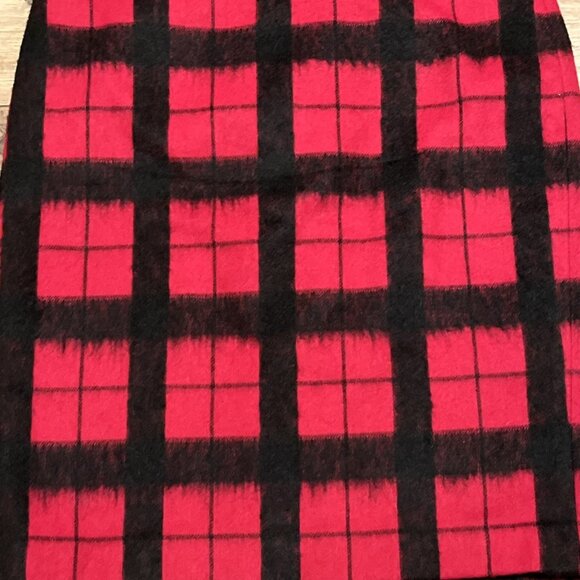 Talbots Wool Blend Pencil Skirt SZ 10 Black Red Check Back Zip Lined Soft - Picture 2 of 9